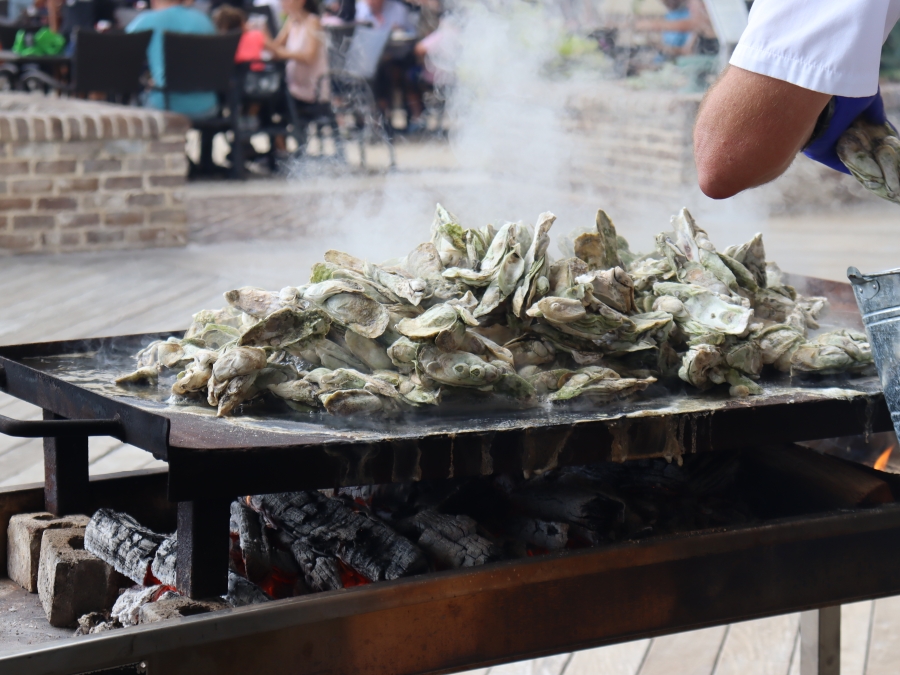 savor-oyster-roast