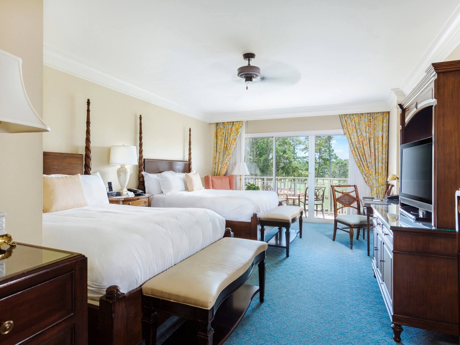 Hotel suite
