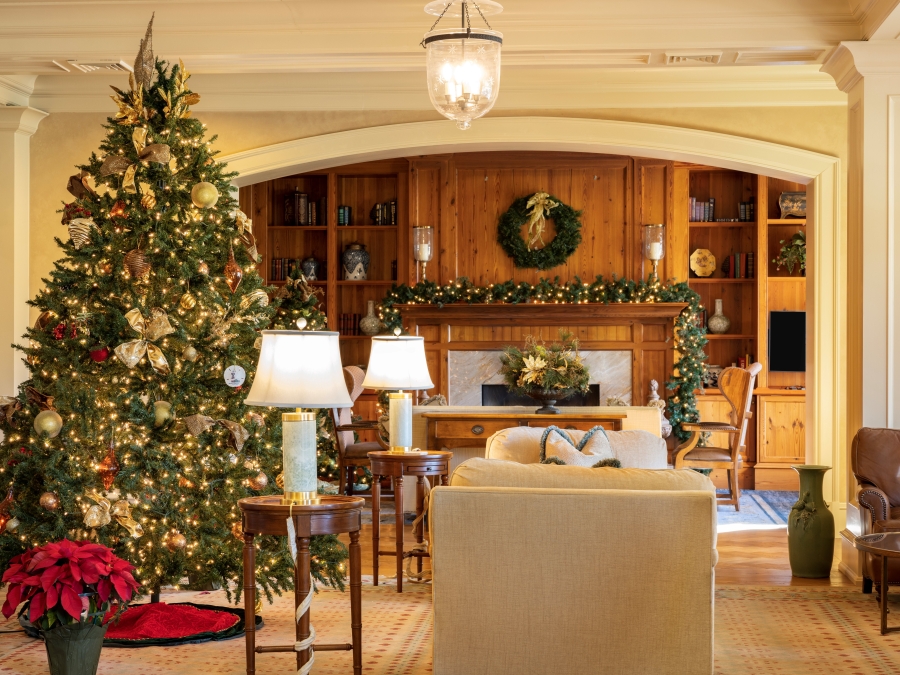 Inn & Club Holiday