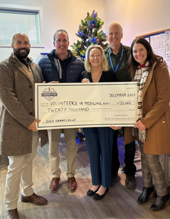 volunteers in medicine.png