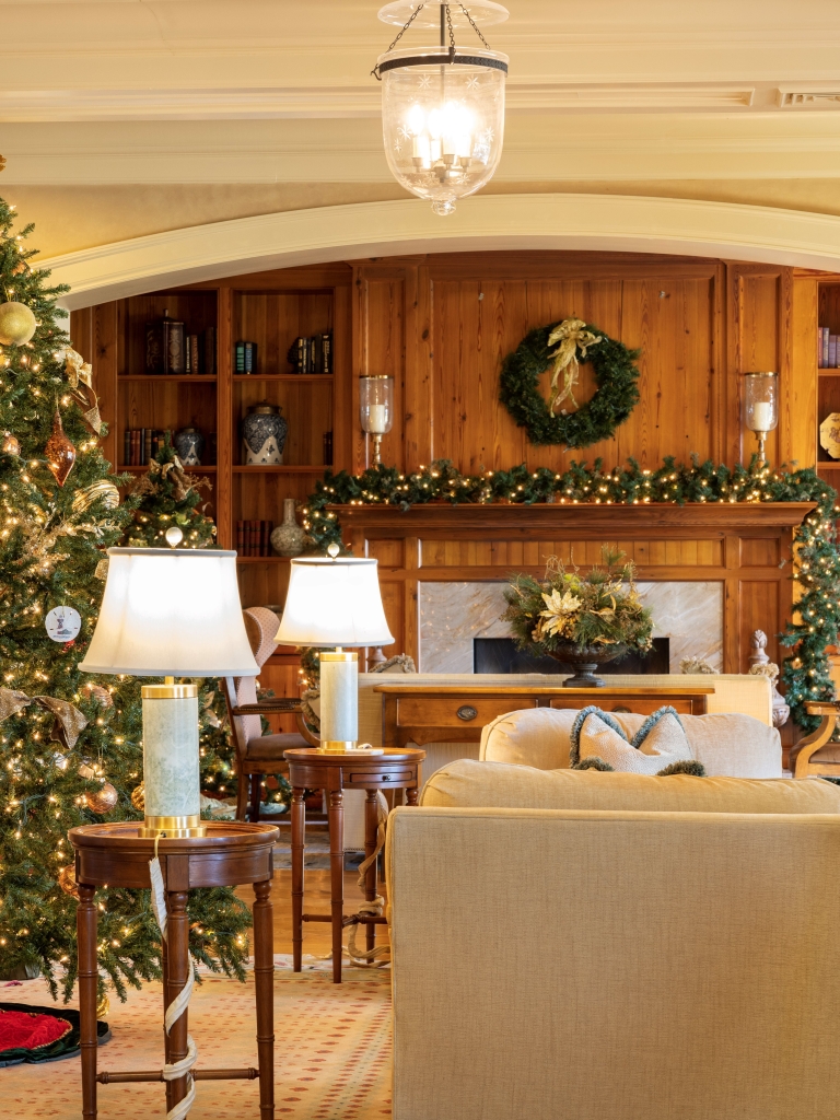 Inn & Club Holiday